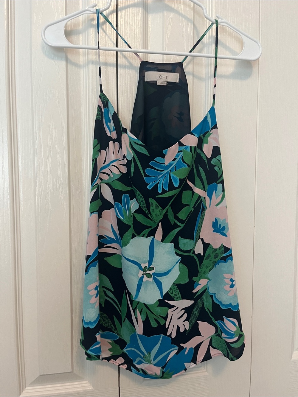 Loft floral tank. Size small